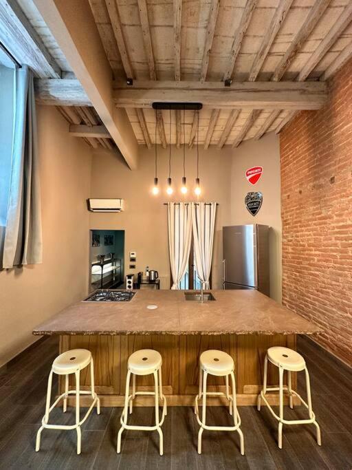 Lambe Next To Ponte Vecchio And Uffizi - Lovetheapartments Appartement