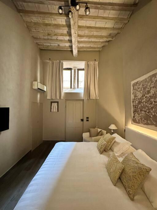 Appartement Lambe Next To Ponte Vecchio And Uffizi - Lovetheapartments *